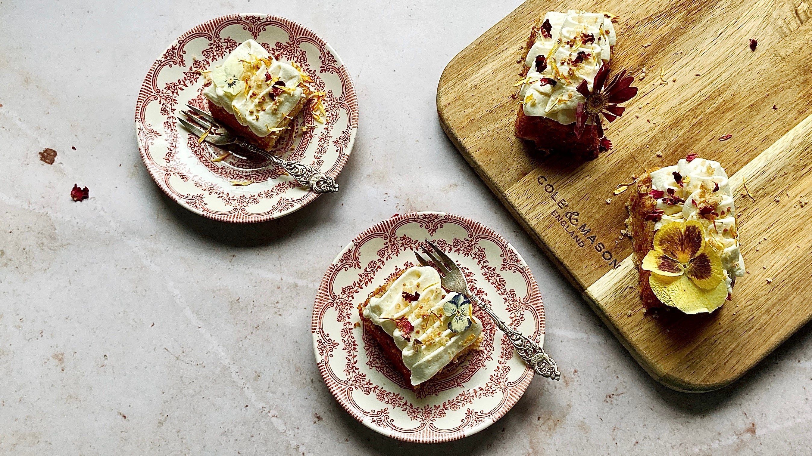 Mother's Day Honey Mini Cakes