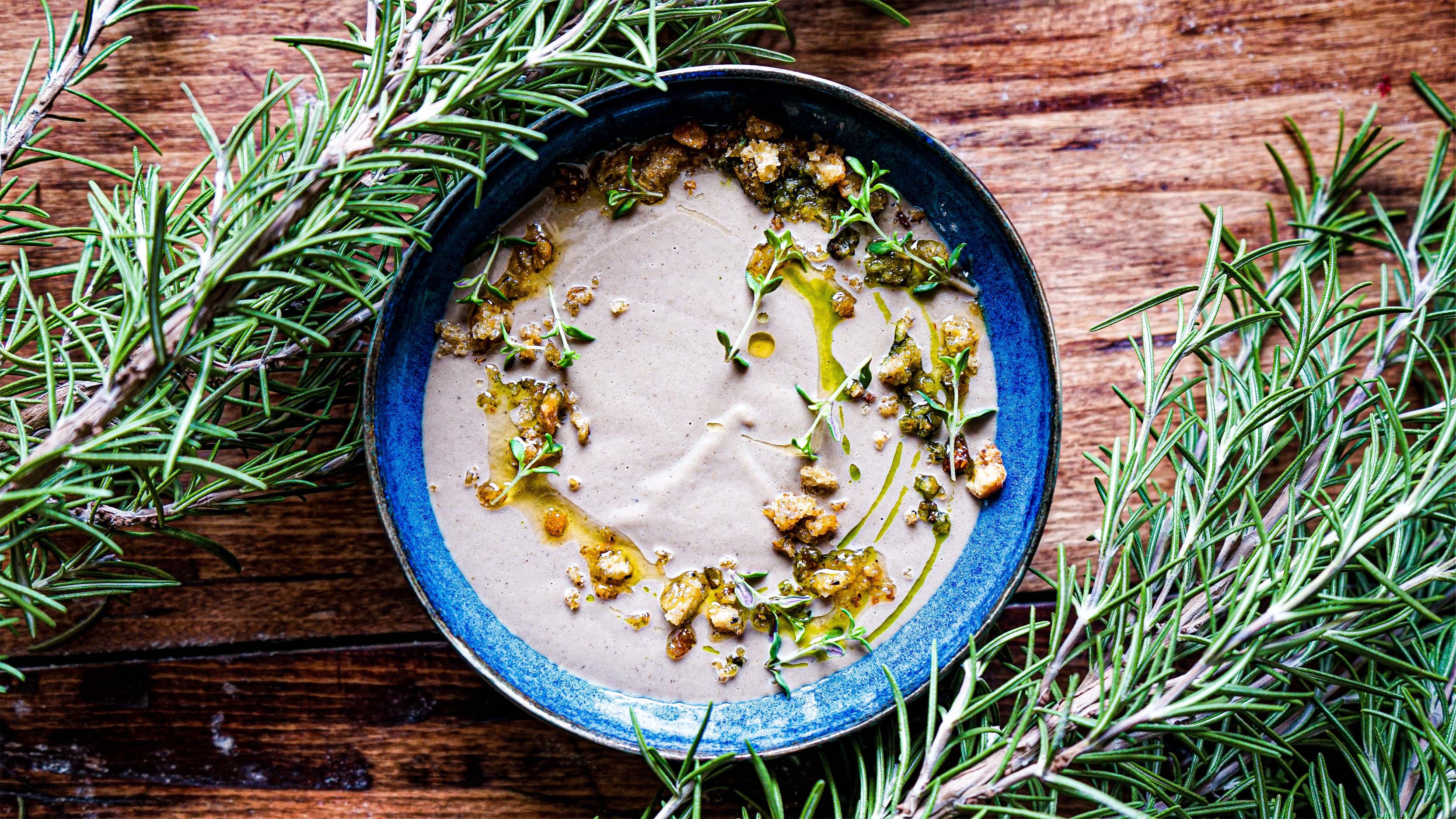 Seasoning with Rosemary